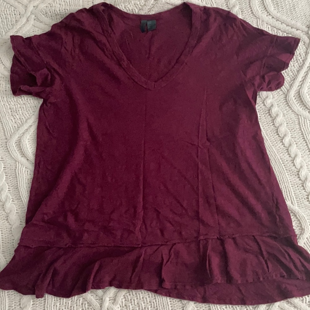 V Neck Tee with flouncy bottoom